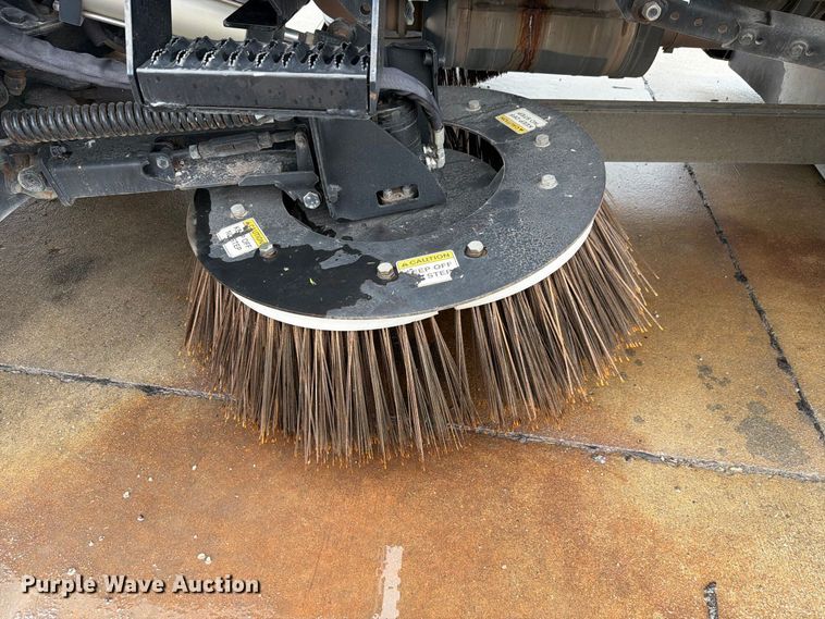 image for item NF9537 2020 Freightliner Business Class M2 street sweeper truck
