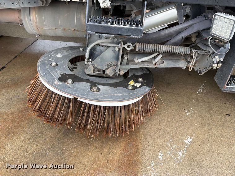 image for item NF9537 2020 Freightliner Business Class M2 street sweeper truck