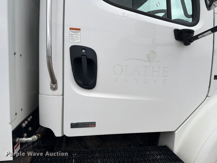 image for item NF9537 2020 Freightliner Business Class M2 street sweeper truck