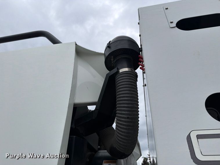 image for item NF9537 2020 Freightliner Business Class M2 street sweeper truck