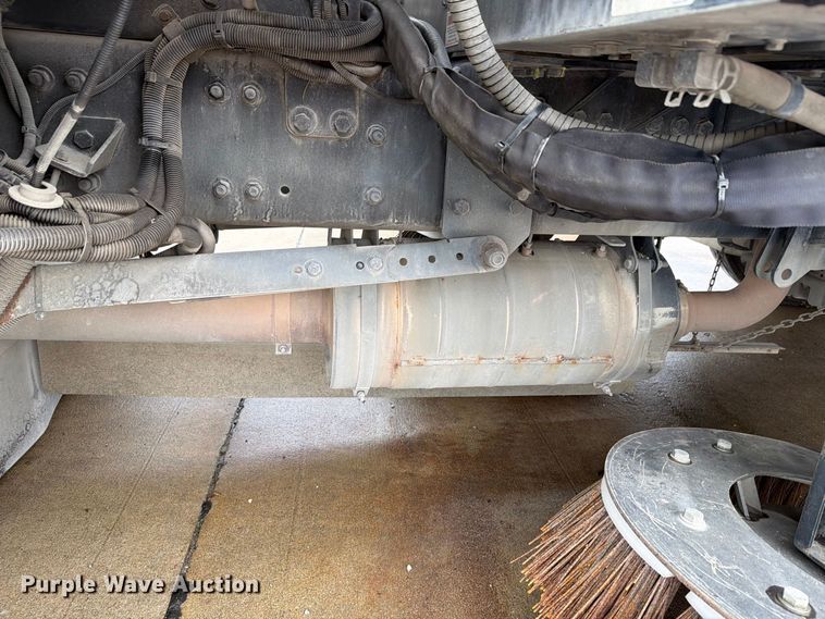 image for item NF9537 2020 Freightliner Business Class M2 street sweeper truck