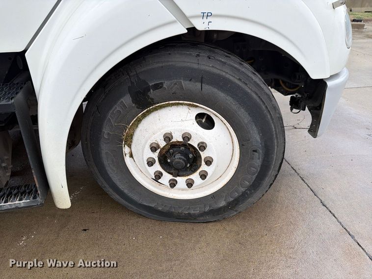 image for item NF9537 2020 Freightliner Business Class M2 street sweeper truck