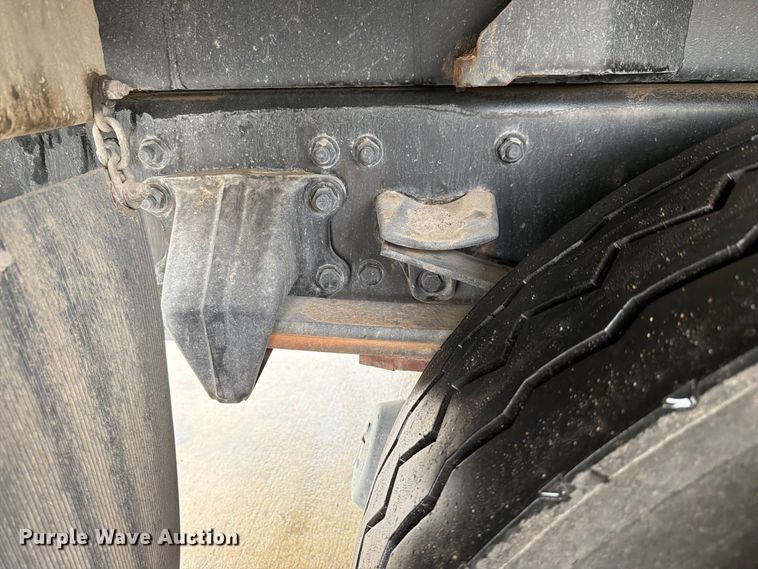 image for item NF9537 2020 Freightliner Business Class M2 street sweeper truck