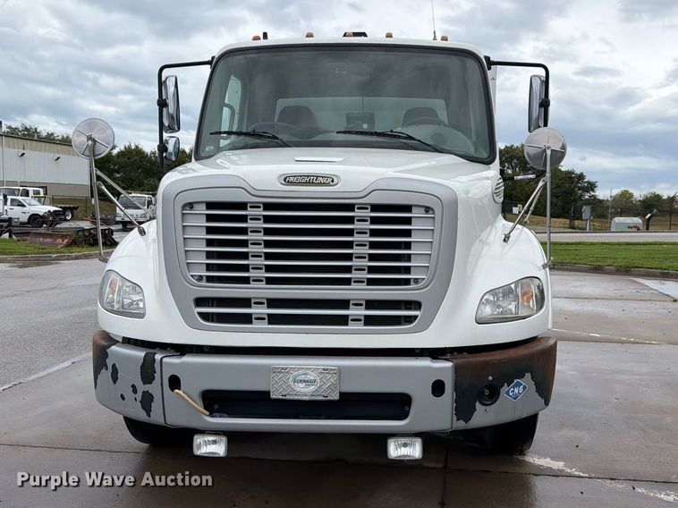 image for item NF9540 2020 Freightliner Business Class M2 street sweeper truck
