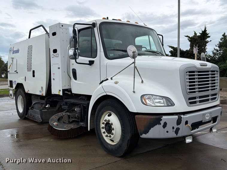 image for item NF9540 2020 Freightliner Business Class M2 street sweeper truck