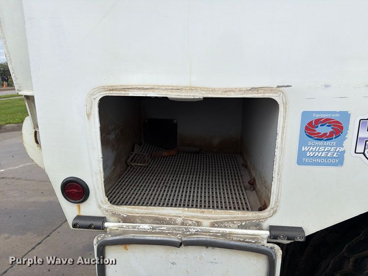 image for item NF9540 2020 Freightliner Business Class M2 street sweeper truck