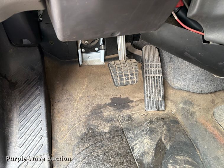 image for item NF9540 2020 Freightliner Business Class M2 street sweeper truck