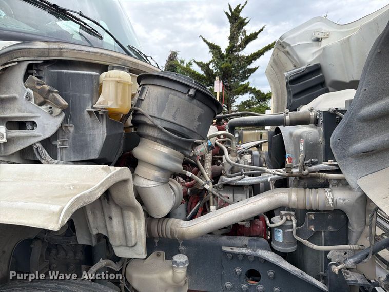 image for item NF9540 2020 Freightliner Business Class M2 street sweeper truck