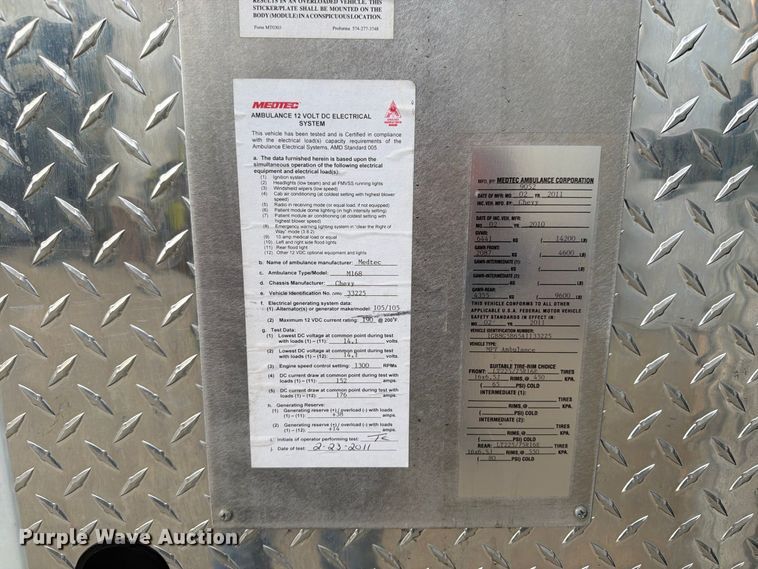 image for item OE9722 2010 Chevrolet Express 4500 ambulance
