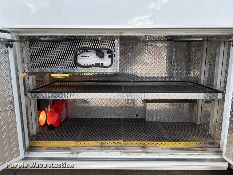image for item OE9722 2010 Chevrolet Express 4500 ambulance