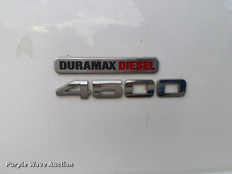 image for item OE9722 2010 Chevrolet Express 4500 ambulance