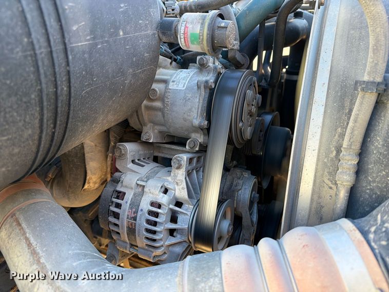 image for item OE9744 2007 International DuraStar 4300 flatbed truck