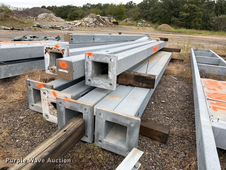 image for item EL1013 (9) steel posts