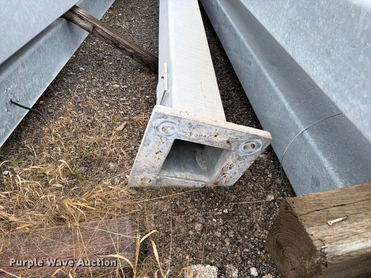 image for item EL1013 (9) steel posts