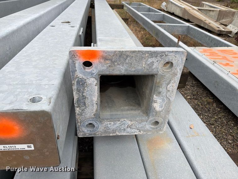 image for item EL1013 (9) steel posts
