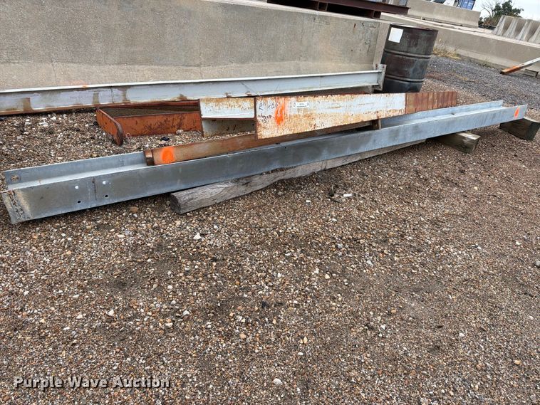 image for item EL1014 (5) steel beams