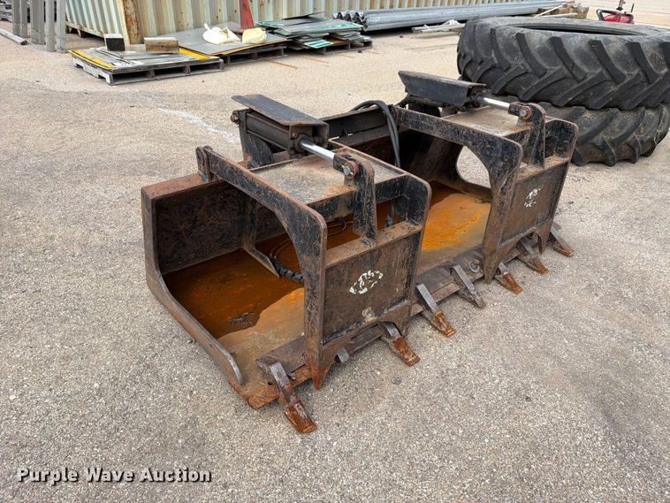 image for item EL1033 Skid steer grapple bucket