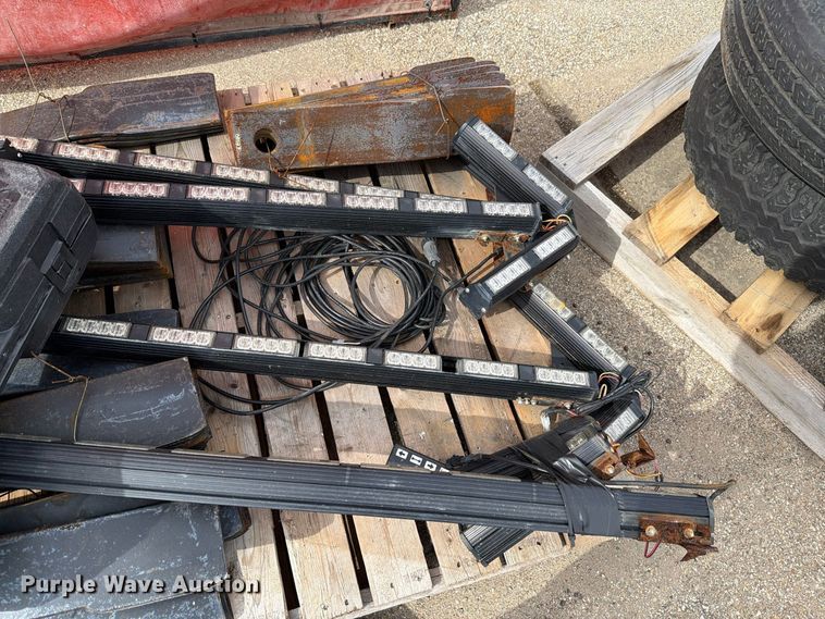 image for item EL1035 Tools