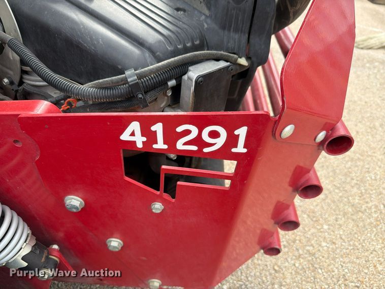 image for item EL1036 Ferris ISX3300 ZTR lawn mower