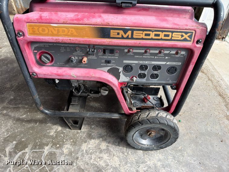 image for item EL1040 Honda EM5000SX generator
