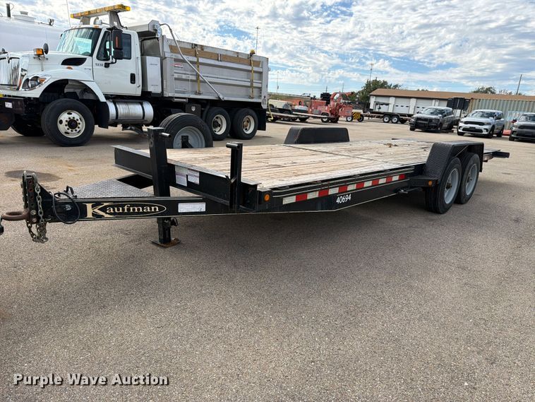 image for item EL1042 2019 Kaufman tilt deck equipment trailer