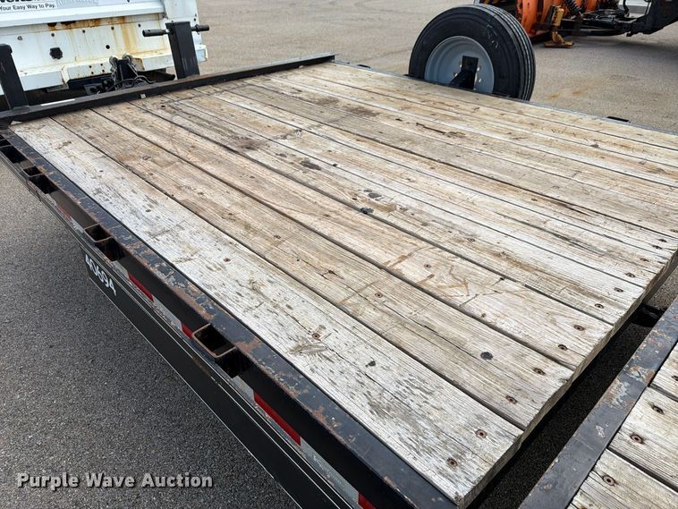 image for item EL1042 2019 Kaufman tilt deck equipment trailer
