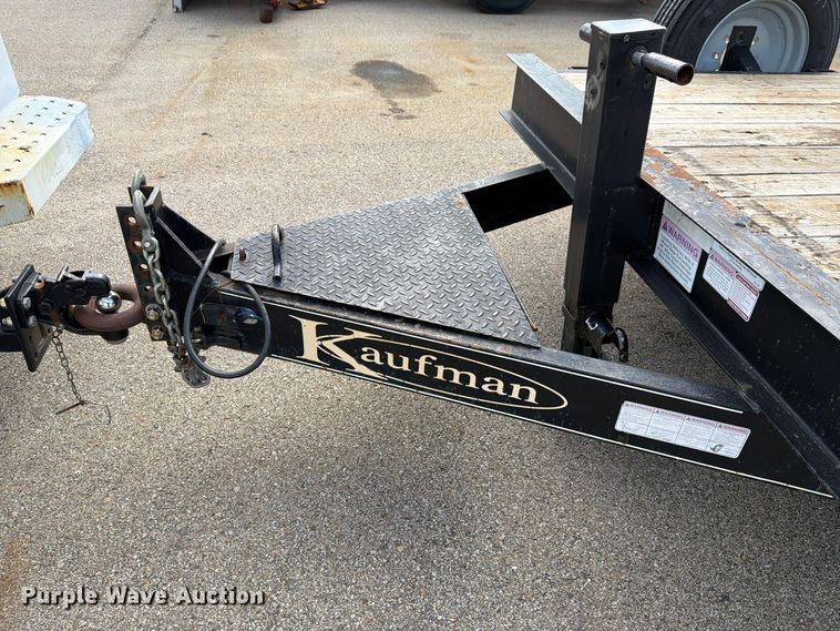 image for item EL1042 2019 Kaufman tilt deck equipment trailer