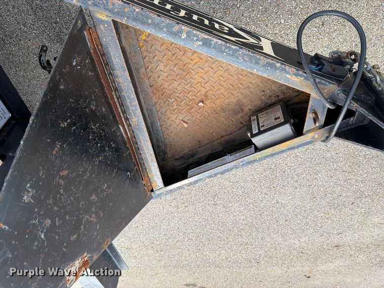 image for item EL1042 2019 Kaufman tilt deck equipment trailer