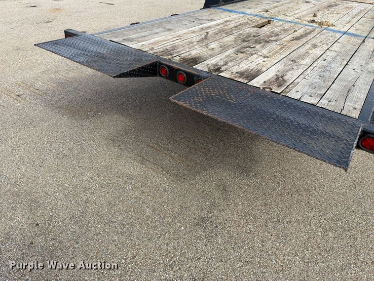 image for item EL1042 2019 Kaufman tilt deck equipment trailer