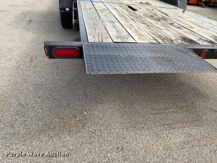 image for item EL1042 2019 Kaufman tilt deck equipment trailer