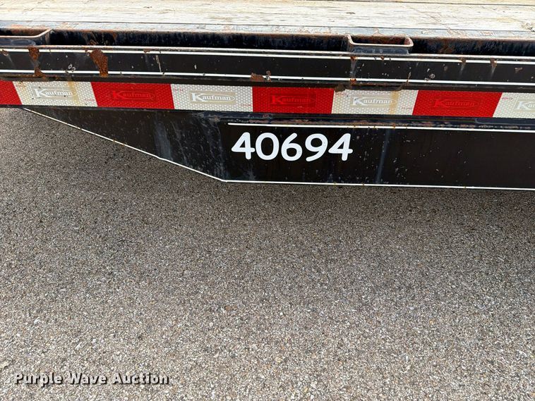 image for item EL1042 2019 Kaufman tilt deck equipment trailer
