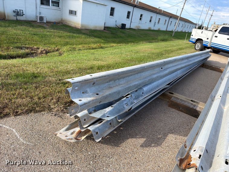 image for item EL1045 (15) 28' guard rails