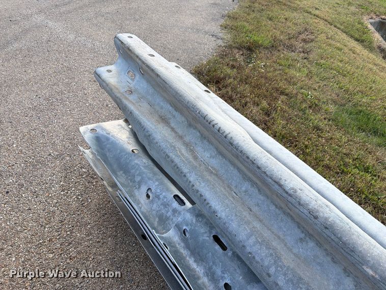image for item EL1045 (15) 28' guard rails