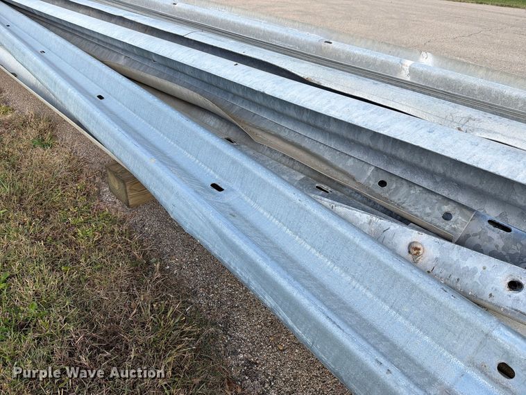 image for item EL1045 (15) 28' guard rails