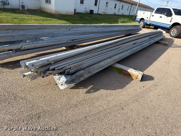 image for item EL1046 (15) 28' guard rails