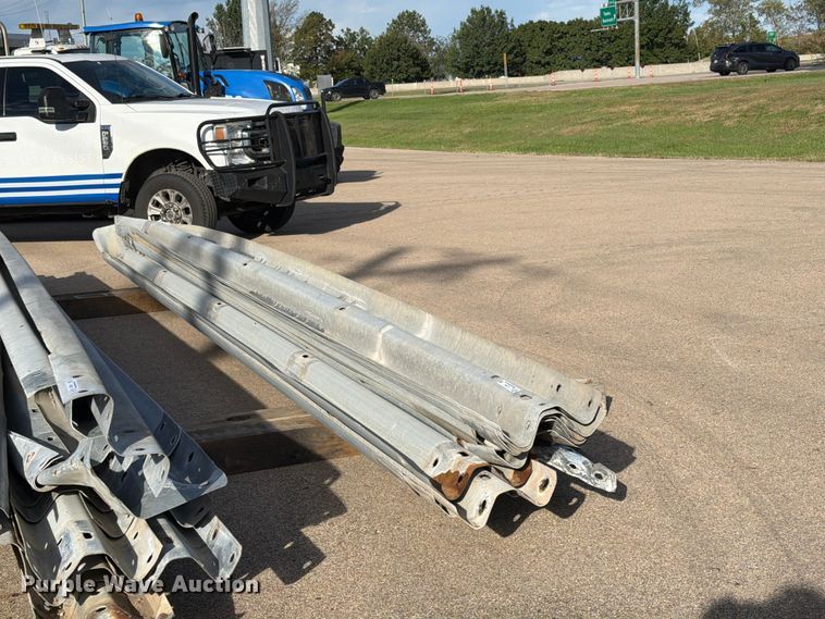 image for item EL1046 (15) 28' guard rails