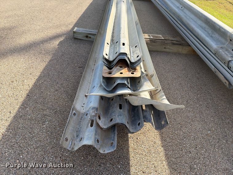 image for item EL1046 (15) 28' guard rails