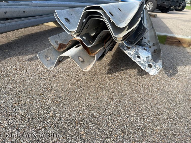 image for item EL1046 (15) 28' guard rails