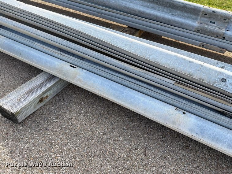image for item EL1046 (15) 28' guard rails