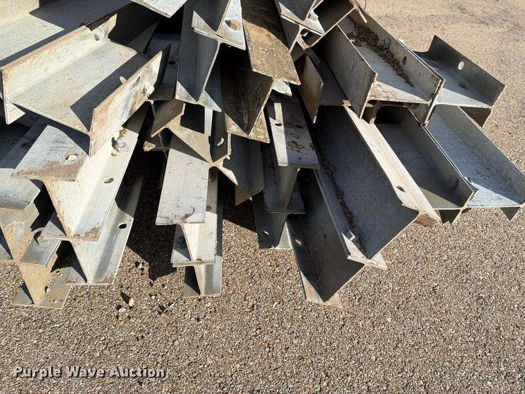 image for item EL1047 (25) guard rail posts
