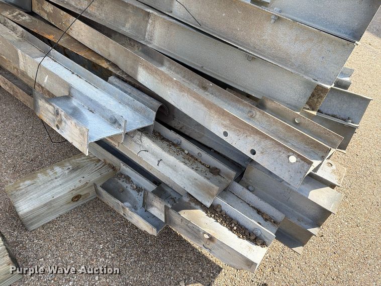 image for item EL1047 (25) guard rail posts
