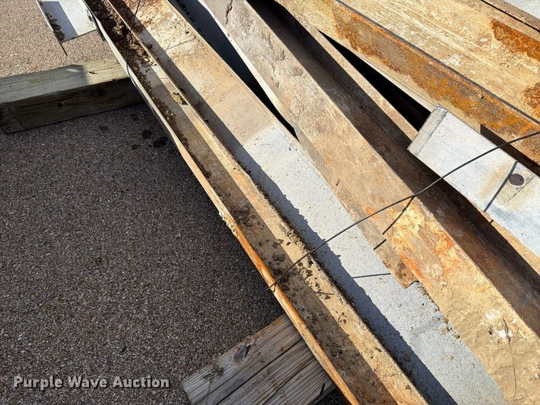 image for item EL1048 (25) guard rail posts