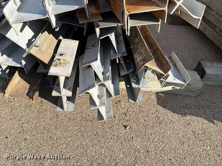image for item EL1048 (25) guard rail posts