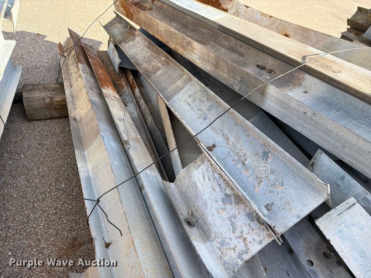 image for item EL1048 (25) guard rail posts