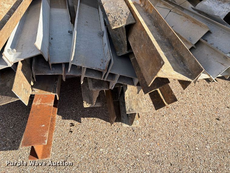 image for item EL1049 (25) guard rail posts
