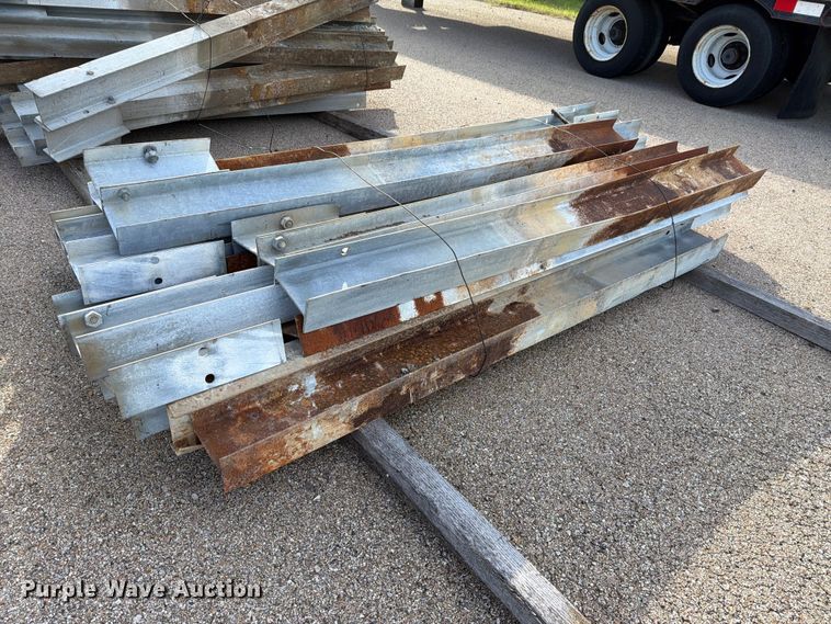 image for item EL1050 (25) guard rail posts