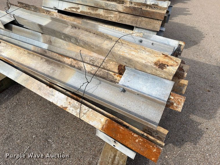 image for item EL1052 (25) guard rail posts