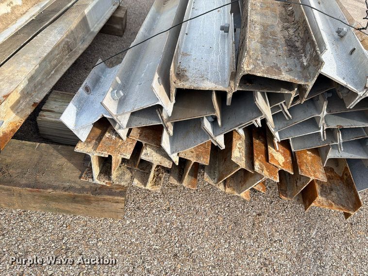 image for item EL1052 (25) guard rail posts
