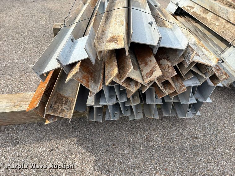 image for item EL1052 (25) guard rail posts