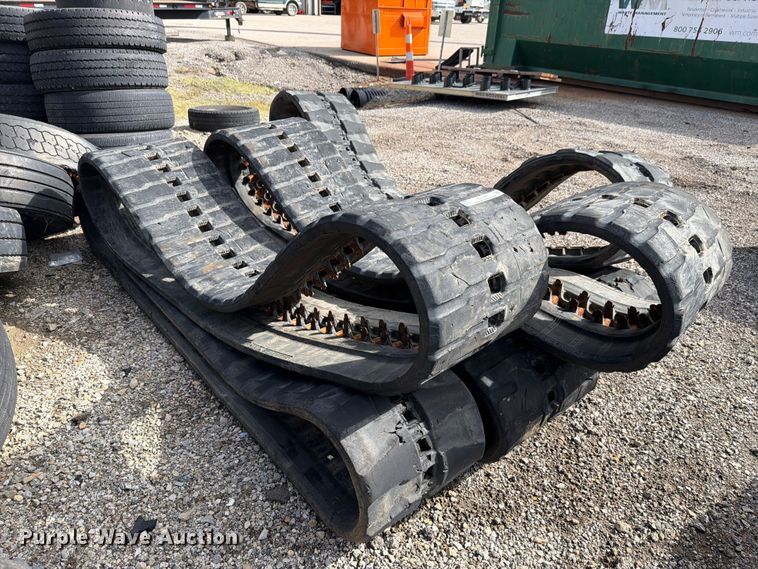 image for item EL1054 (3) rubber tracks